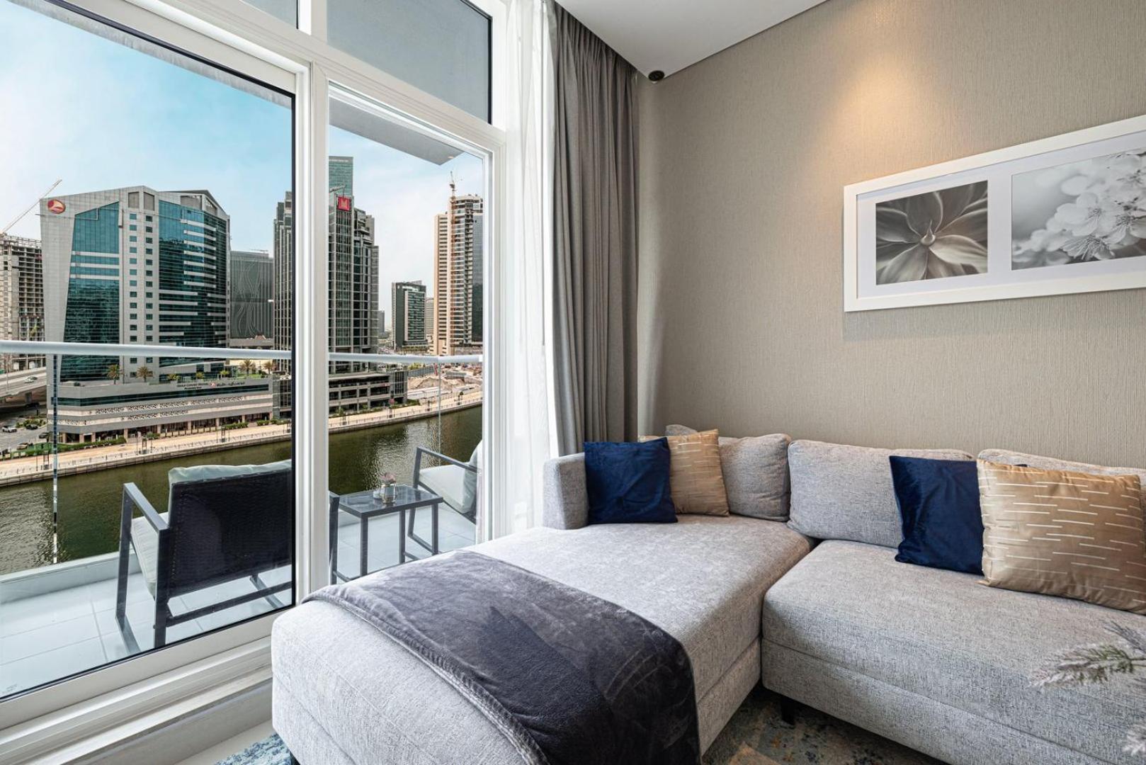 Premium 2br Aprt. With Canal View In Business Bay Dubai