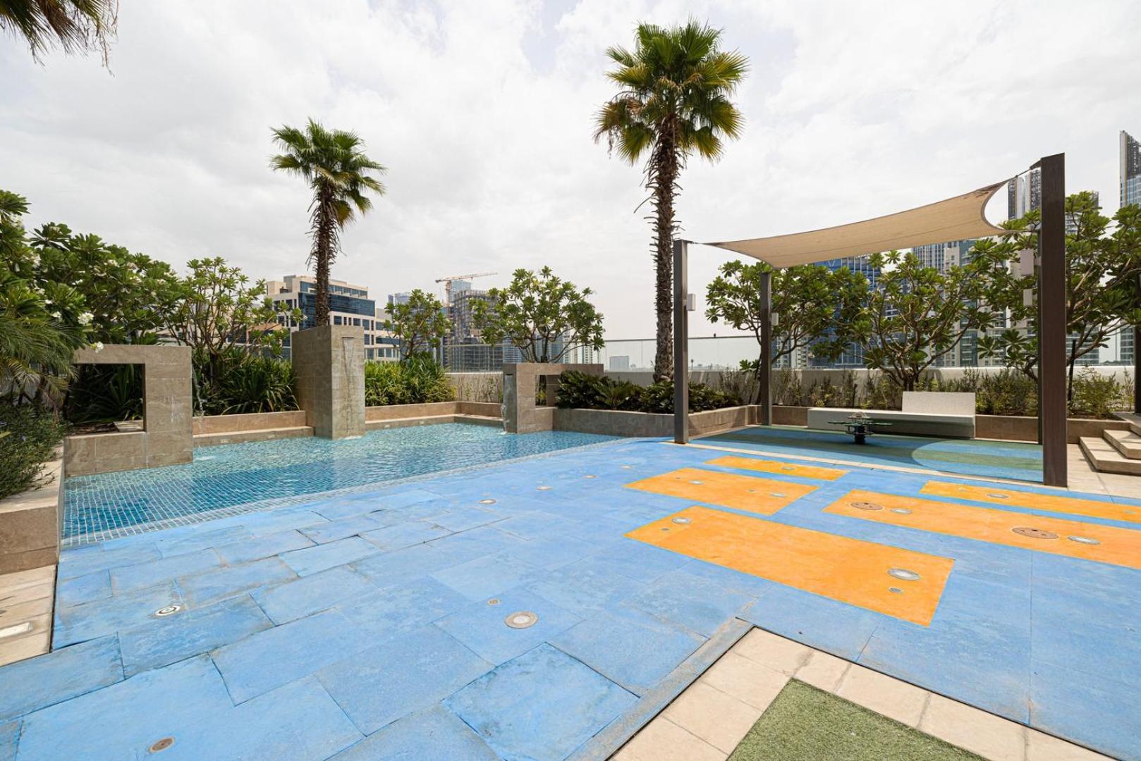 Premium 2br Aprt. With Canal View In Business Bay Apartment *