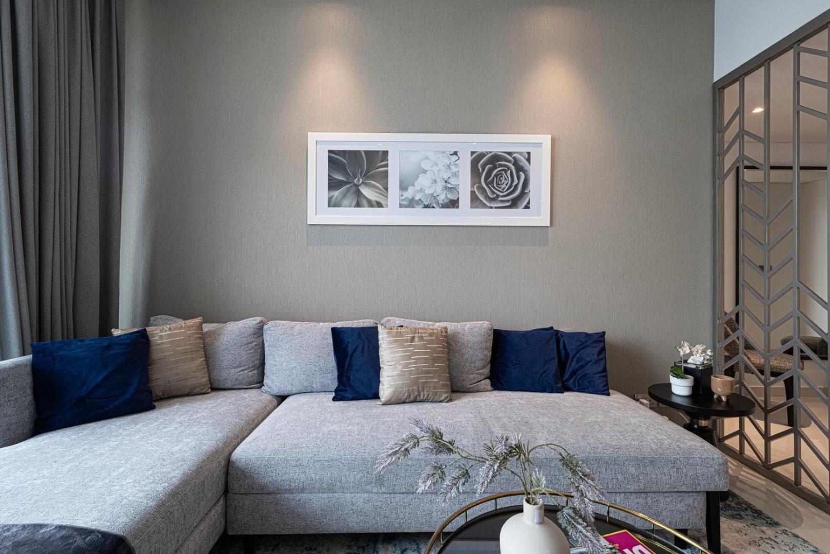 Premium 2br Aprt. With Canal View In Business Bay Apartment Dubai